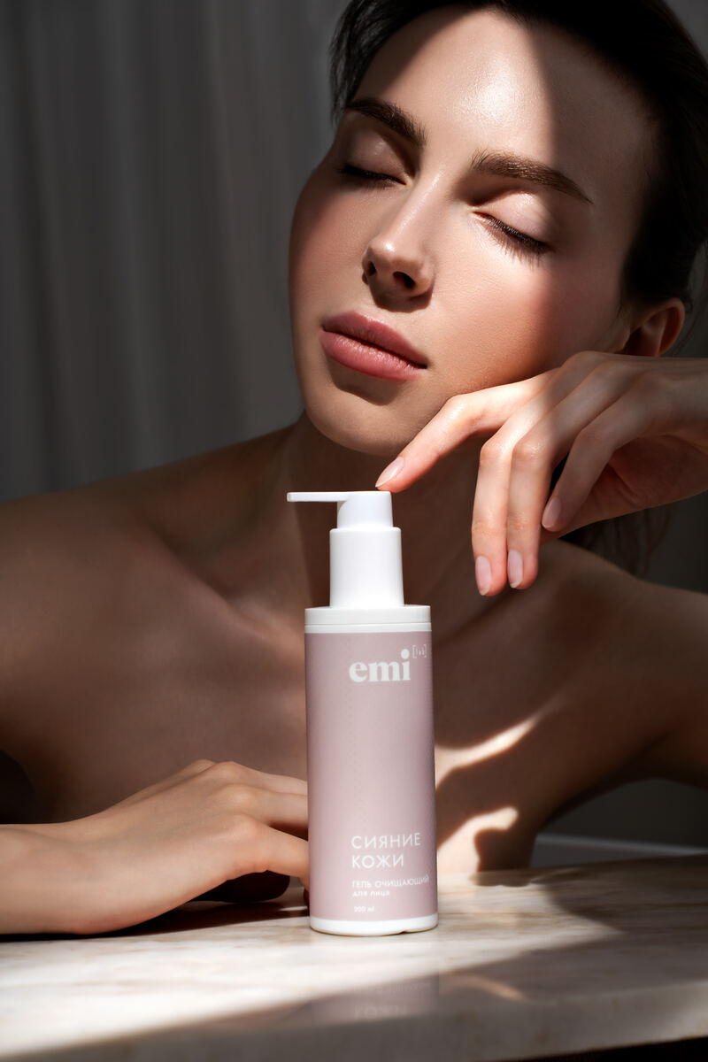 Купить Гель очищающий для лица, 200 мл в официальном магазине EMI с доставкой по России