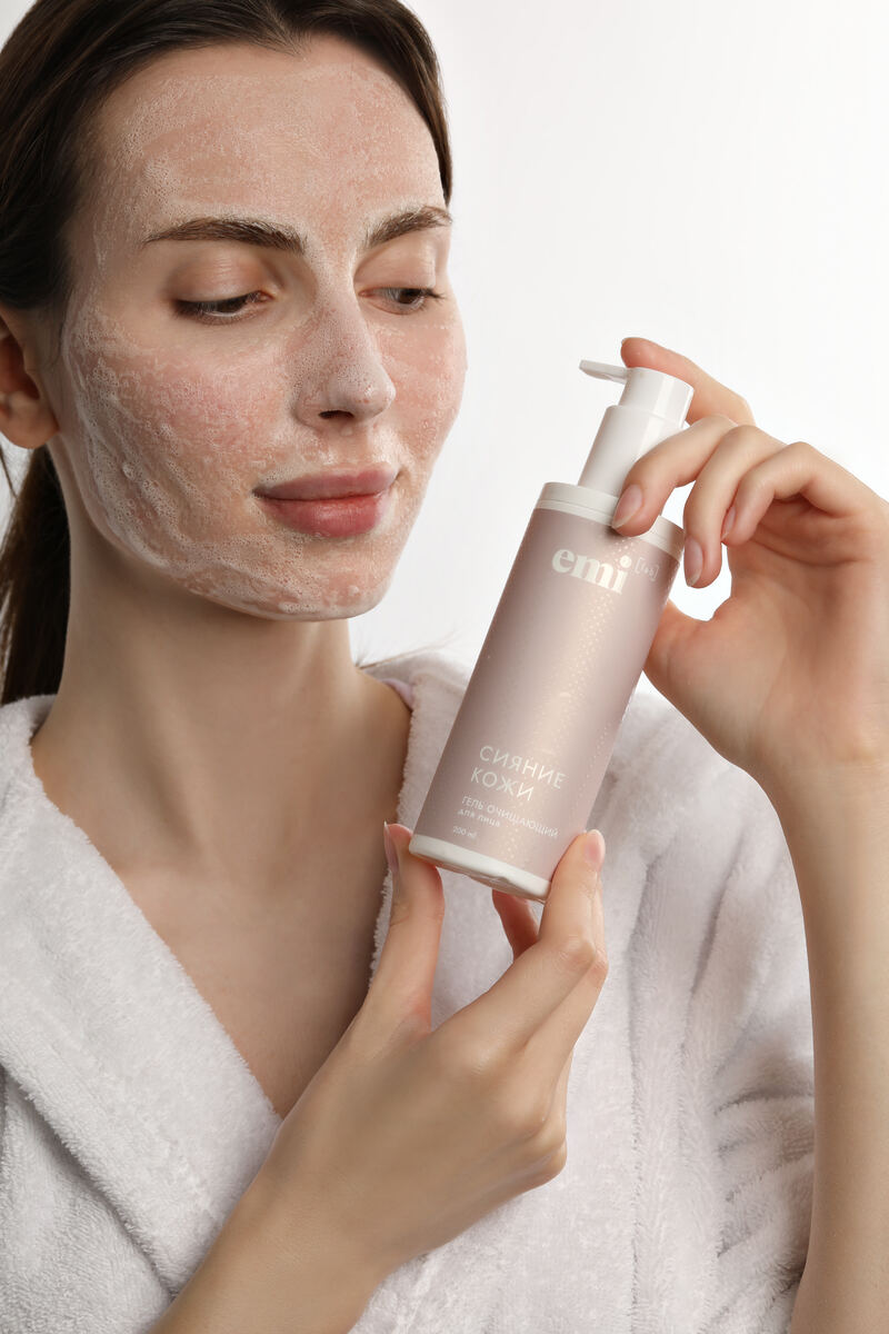 Купить Гель очищающий для лица, 200 мл в официальном магазине EMI с доставкой по России